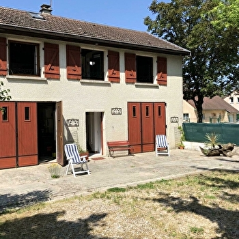 Le gîte au bord du Ruisseau - PASSENANS