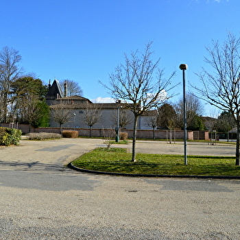Aire camping-car - LA CHAPELLE-DE-GUINCHAY