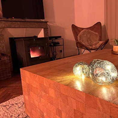 Maison de l'écureuil caché