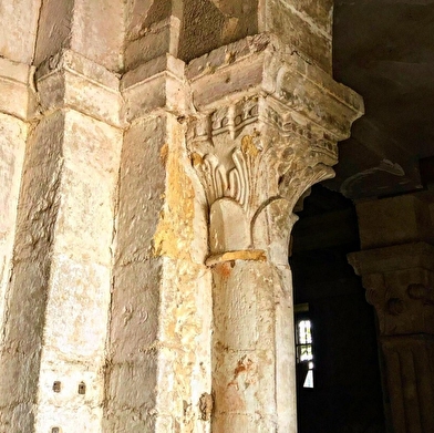 Abbaye Saint-Martin-du-Bourg