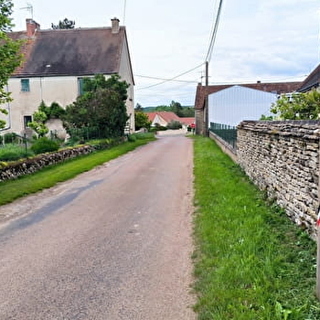 Ligne de démarcation - ancien poste de contrôle allemand - Poteau - CERSOT