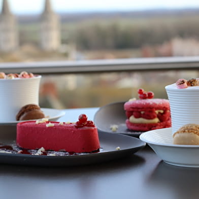 Skybar 360 - Hôtel & SPA Panorama 360**** Mâcon