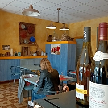 Le Commerce - CHAUFFAILLES