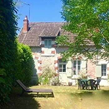 La Petite Maison des Amoureux   - COSNE-COURS-SUR-LOIRE