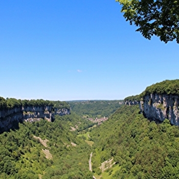 Au Bord de la Reculée - 13R - HAUTEROCHE