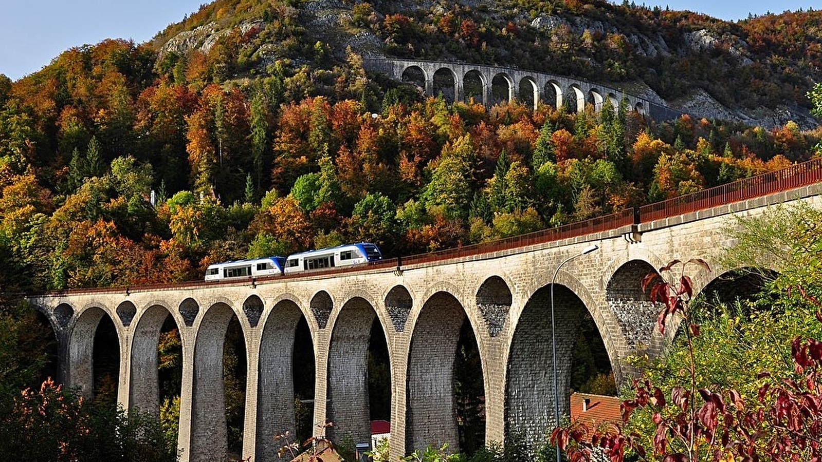 Ligne des Hirondelles de Saint-Laurent à Morez - Offre groupe