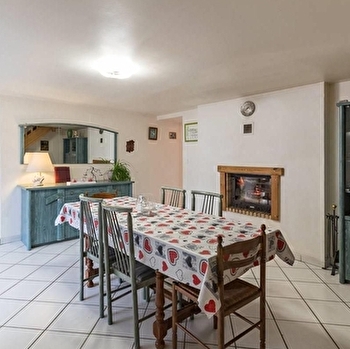 Gîte le Cerisier - BROTTE-LES-RAY