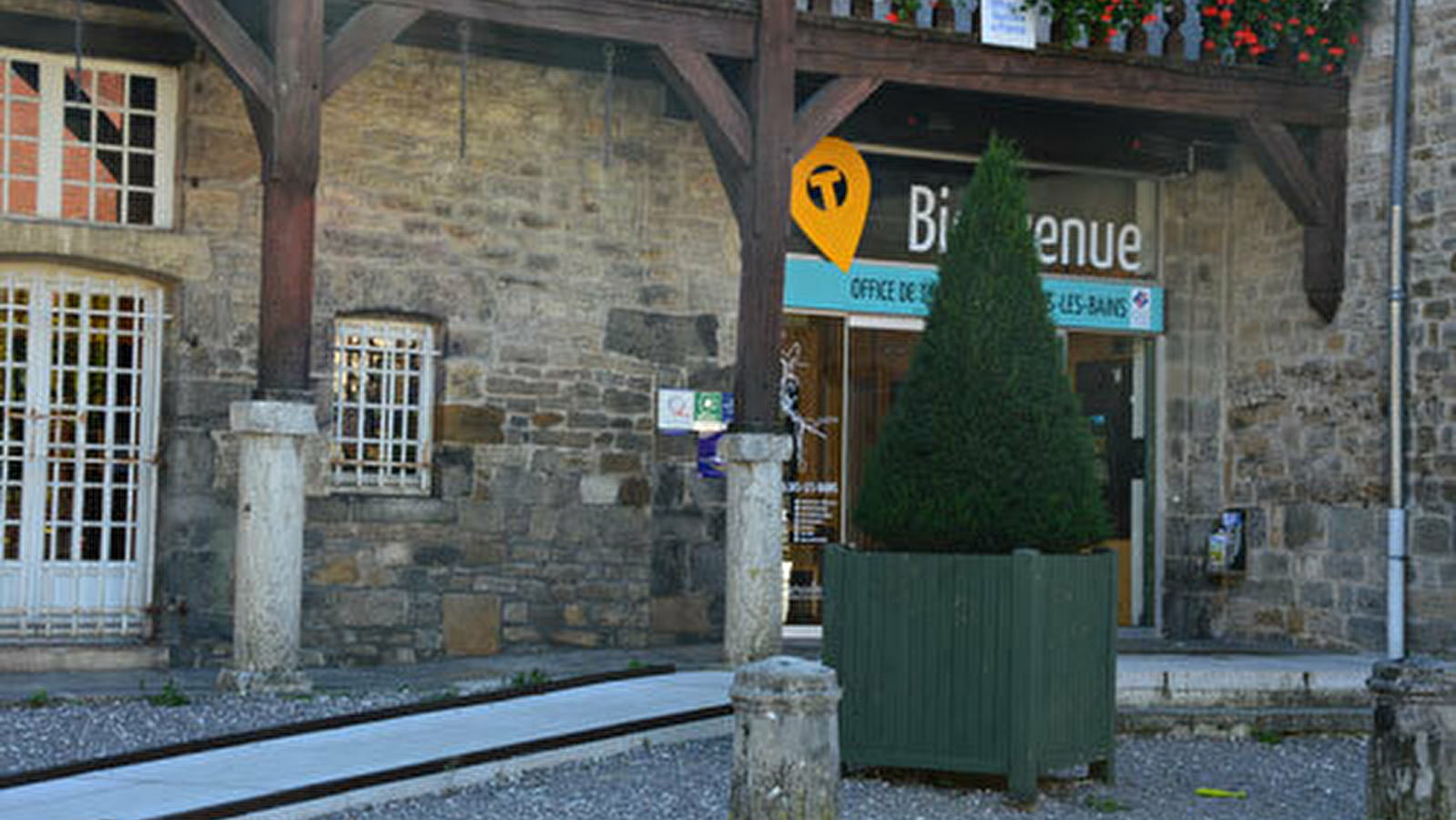 Chambres d'Hôtes  ' Château de la Chaix '