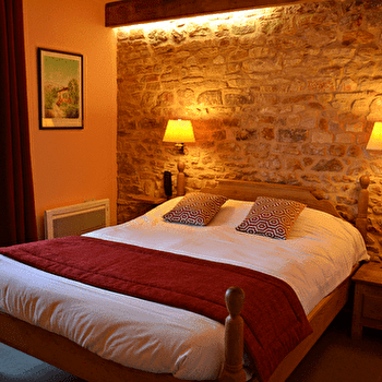 Hôtel-Restaurant 'La Fleur de Lys' - CORMATIN