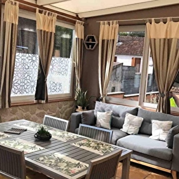 Maison de campagne avec espace extérieur - VILLY