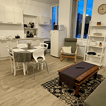 Appartement en centre ville - COSNE-COURS-SUR-LOIRE