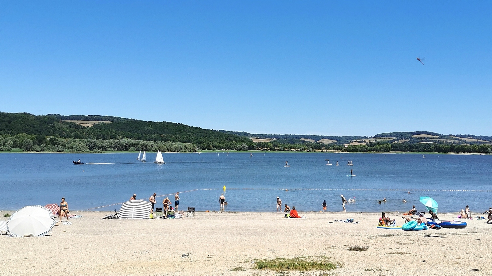 Plage du lac de Panthier