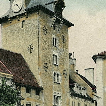 FERME TEMPORAIREMENT- Beffroi - BEAUNE