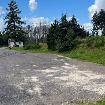 Aire de stationnement pour camping-cars - LA MONTAGNE