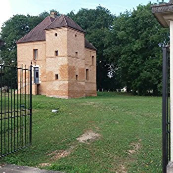 Le Château - POURLANS