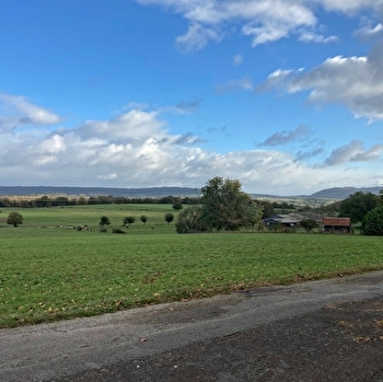 Aire de camping-cars - Vellevans - VELLEVANS