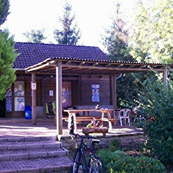 Camping - Le Canoe - CHAUSSIN