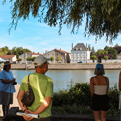 Découvrir la ville de Gray avec une guide passionnée