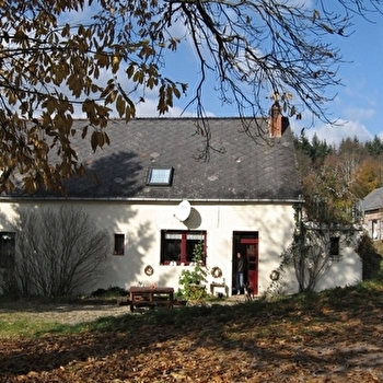 Location touristique 'Blanche' - LAROCHEMILLAY