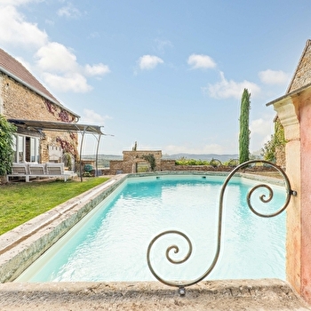 Domaine la Tour du Blé - Gîte Castor - LA VINEUSE SUR FREGANDE