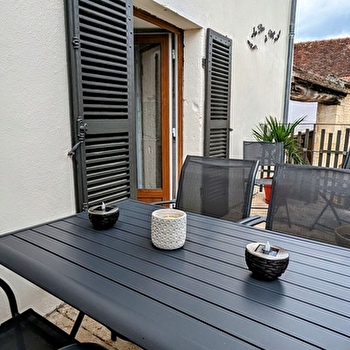 Au Brin de Vigne - CHAMBOLLE-MUSIGNY