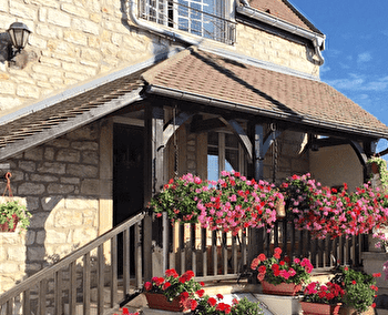 Gite la maison du tonnelier Route des Grands Crus - COMBLANCHIEN