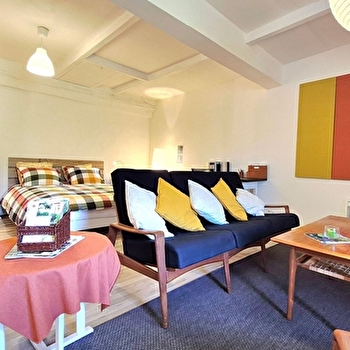 Les Hirondelles - OUROUX-EN-MORVAN