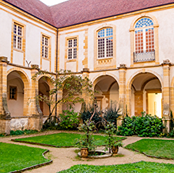 Jardin du Cloître - PARAY-LE-MONIAL