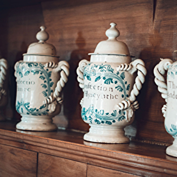 Apothicairerie de Saint-Amour - SAINT-AMOUR