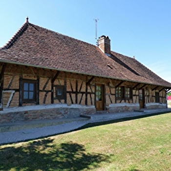Gîte du Pont des Varnay - SAINT-USUGE