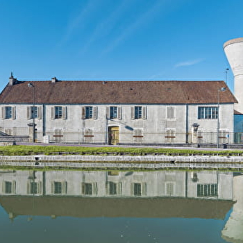 Métal déployé  - MONTBARD