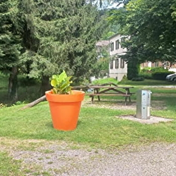 Aire de services pour camping-cars - CORRAVILLERS