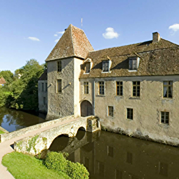 Château de Lantilly - CERVON