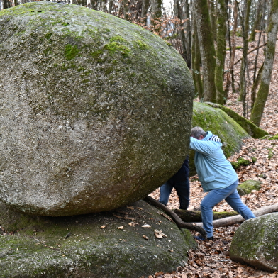 La pierre qui croule