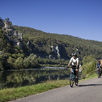 Balade paisible le long du Doubs