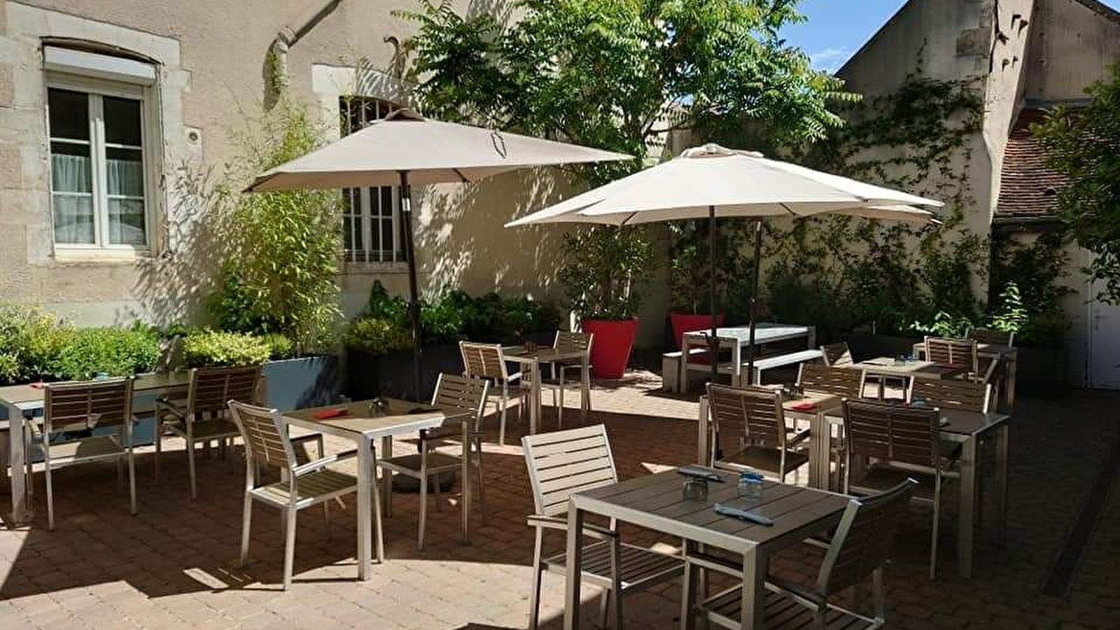 A côté du Saint Martin