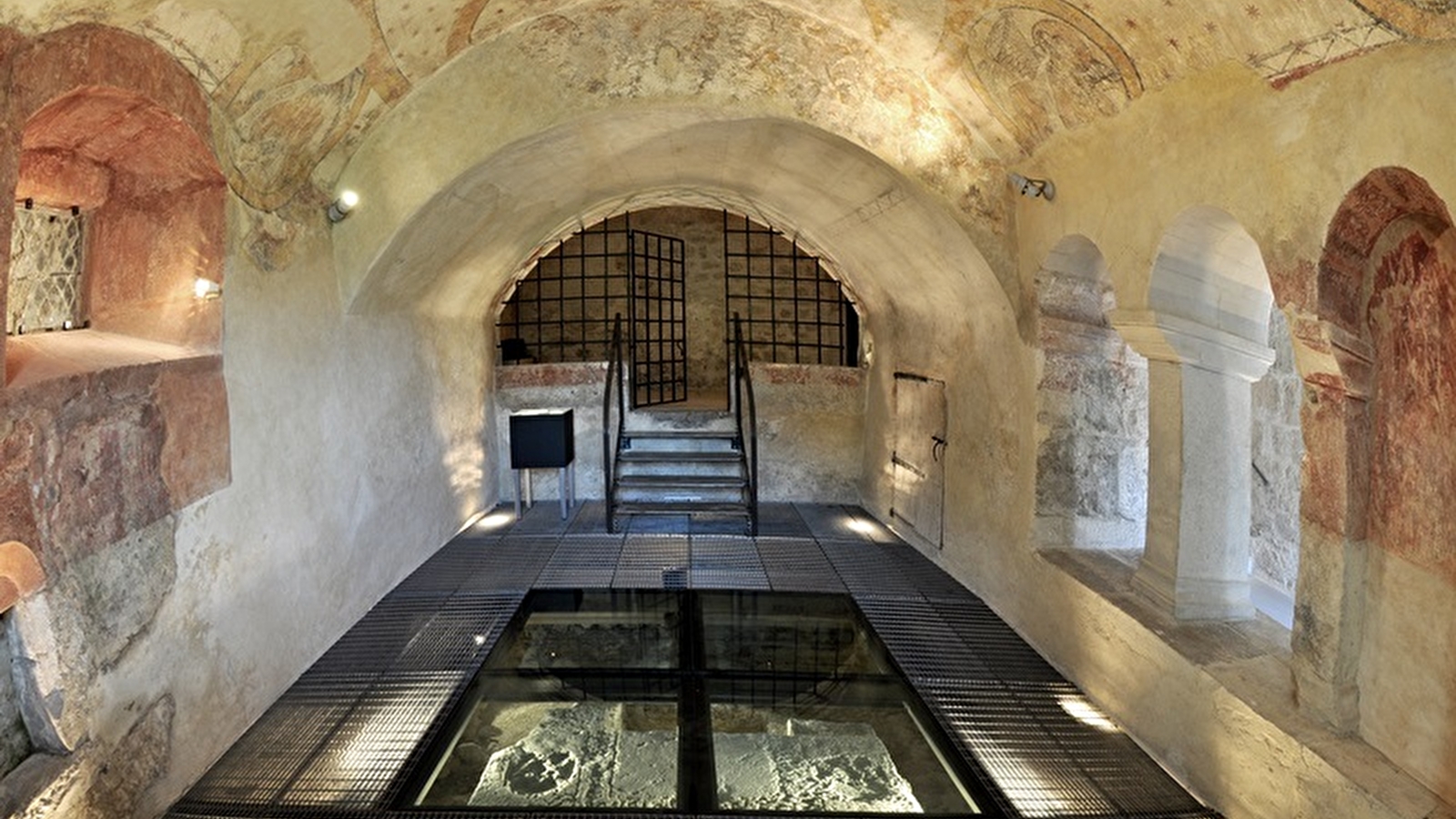 Vestiges archéologiques de l’ancienne Abbaye de Saint-Claude.