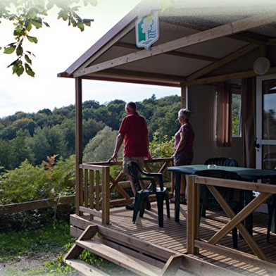 Chalets du Camping Carpodrome l'Etang de la Fougeraie