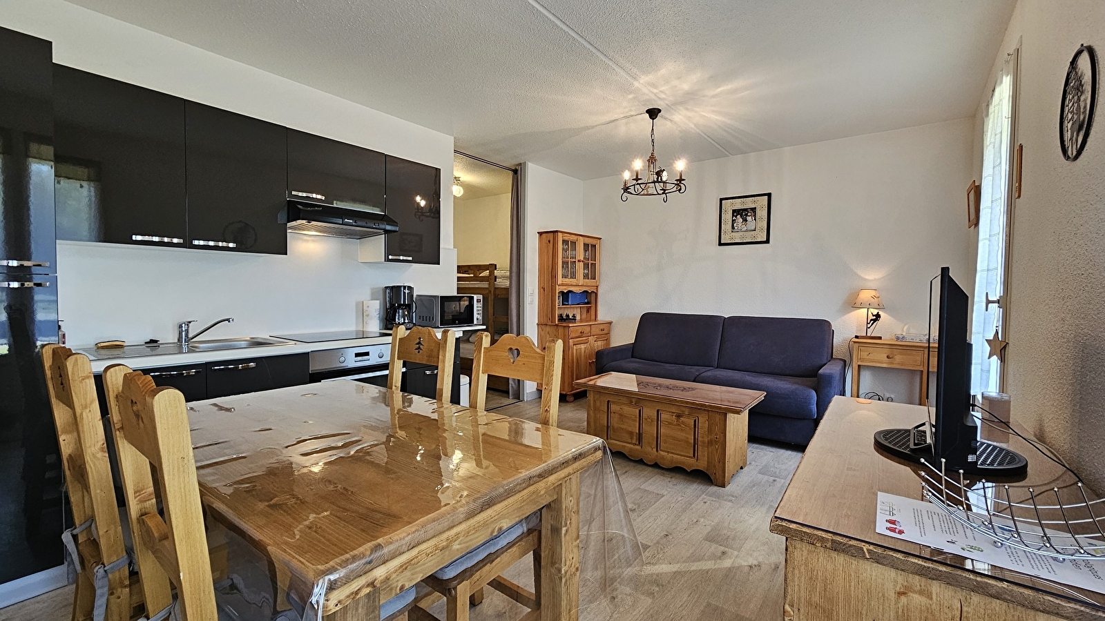 Le Gabelou - Studio en résidence - P402POR00