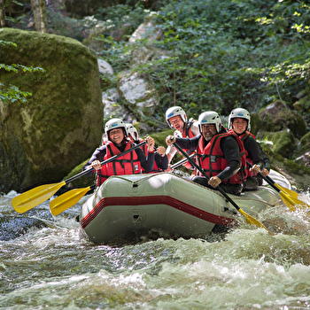 Angie 'le feu de l'eau' : Rafting et Eaux Vives, Packraft, Kayak et Paddle - SAINT-MARTIN-DU-PUY