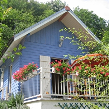 Le Chalet Bleu - BAUME-LES-DAMES