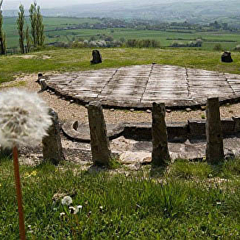 Le Mont de Rome Château - SAINT-SERNIN-DU-PLAIN