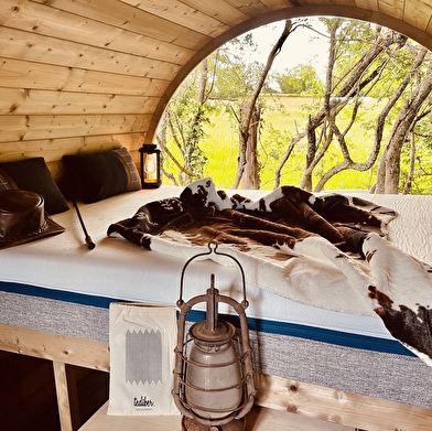 Wild West Lodge - Ecodomaine La Rêverie