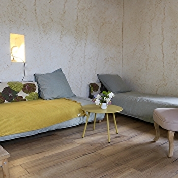 Gîte sous le préau - CRAMANS