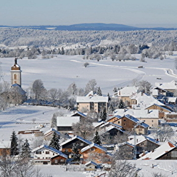 Aire d'accueil - La Coupe - LES FOURGS