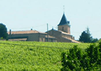 Parking avec Borne de recharge électrique - SAINT-AMOUR-BELLEVUE