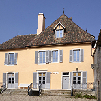 Le Vieux Château de Puligny-Montrachet - PULIGNY-MONTRACHET