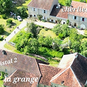 Les Gîtes de Cherlieu - MONTIGNY-LES-CHERLIEU