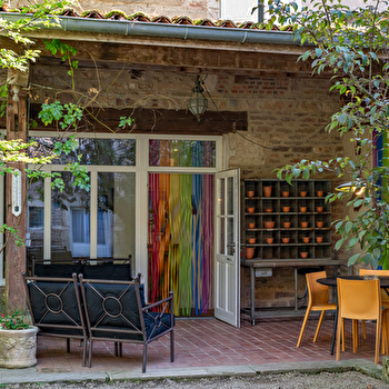 Côté Cour - LAIVES