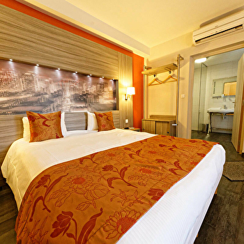 Charme Hôtel - ARBOUANS